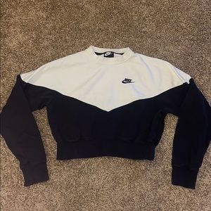 Nike cropped crew neck